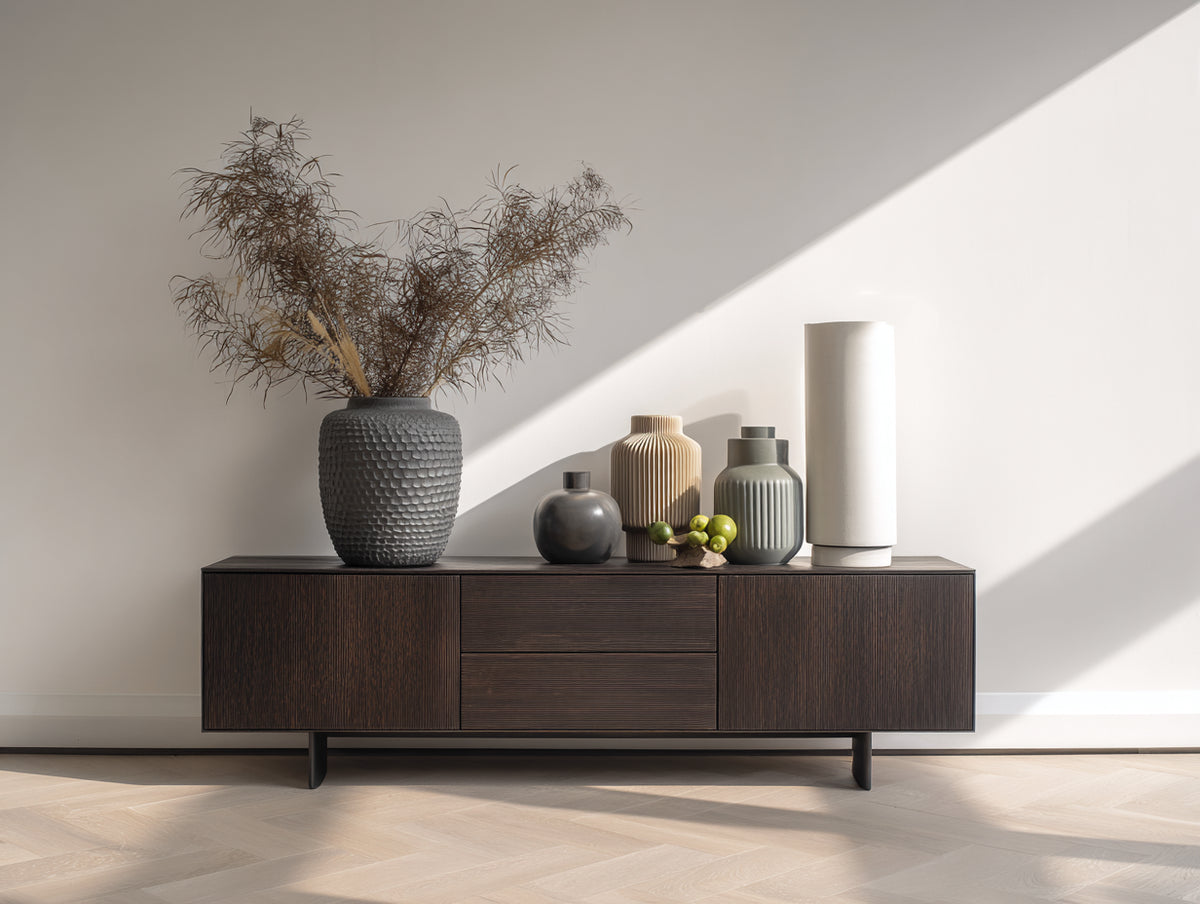 Dielenschrank Sideboard 180x40x55 cm Holzwerkstoff Braun 4 Türen Modernes Design